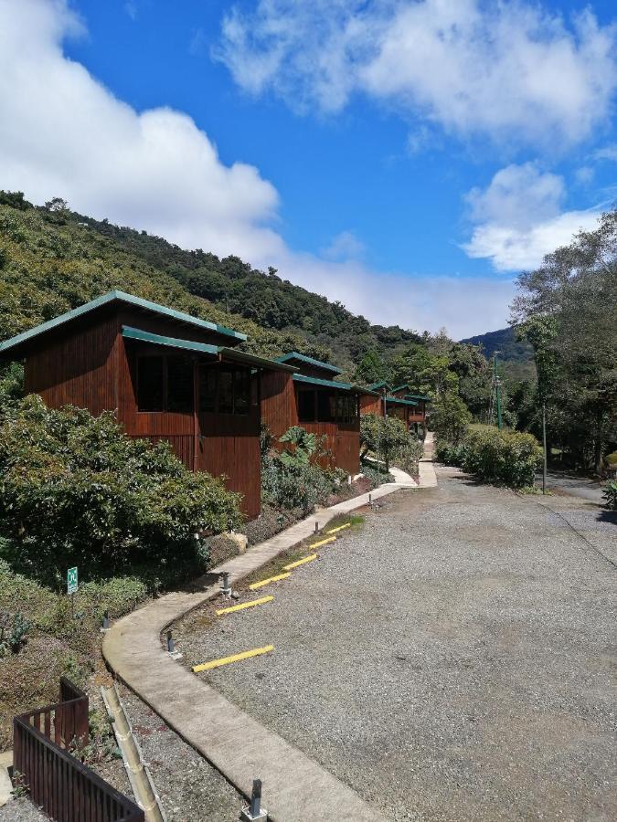 Lauraceas Lodge San Gerardo de Dota Luaran gambar